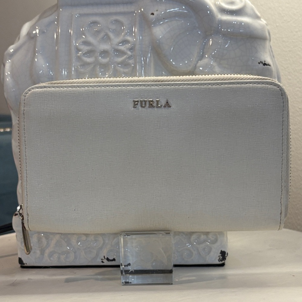 White Furla Preloved Zip Around Wallet